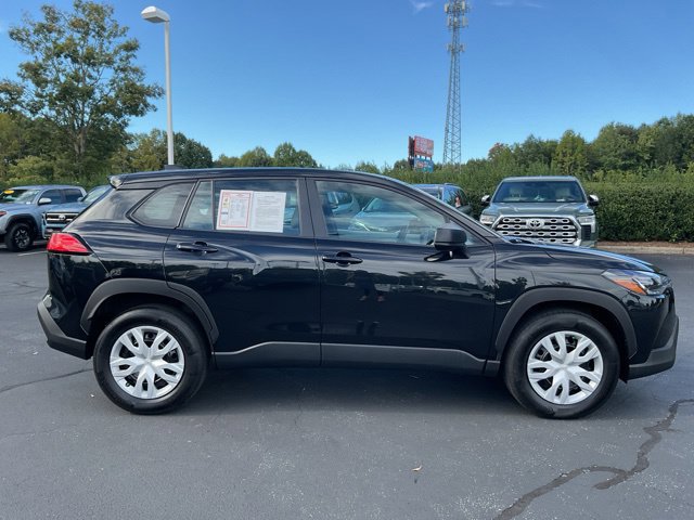 Used 2022 Toyota Corolla Cross L FWD image 7