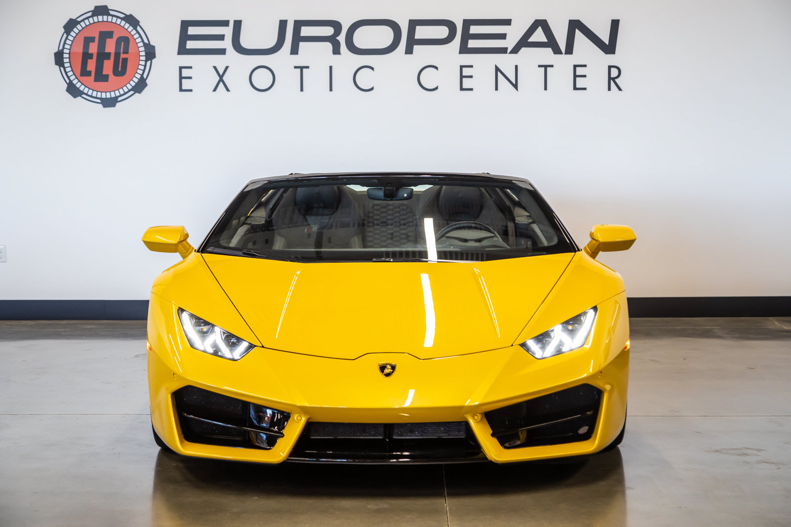 Used 2018 Lamborghini Huracan LP 580-2 RWD image 4