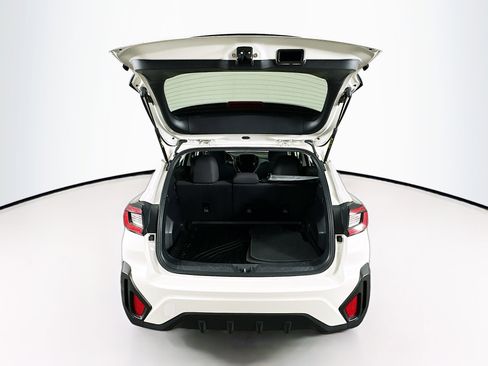 Used 2024 Subaru Crosstrek 2.0i Premium image 28