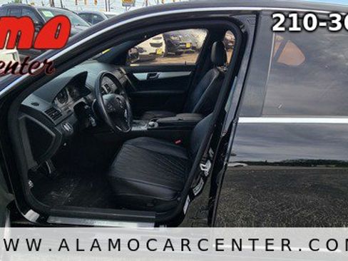 Used 2008 Mercedes-Benz C 300 Sedan image 27