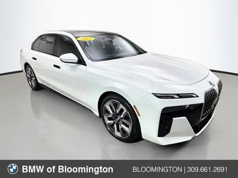 Used 2023 BMW 740i RWD image 1