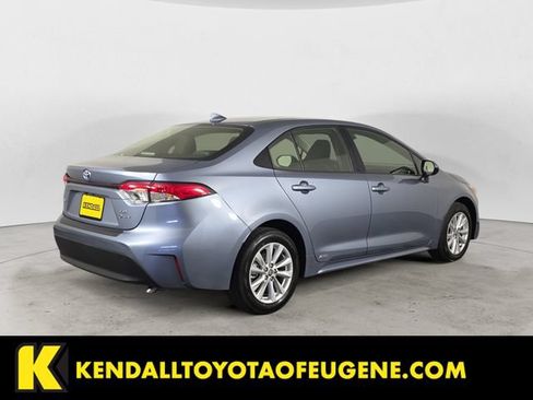 Certified 2025 Toyota Corolla LE w/ LE Premium Package AWD/4WD image 5
