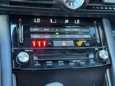 Certified 2023 Lexus IS 300 300 w/ Premium Package image 25