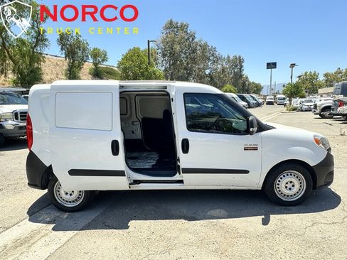 Used 2016 RAM ProMaster City Tradesman FWD image 1