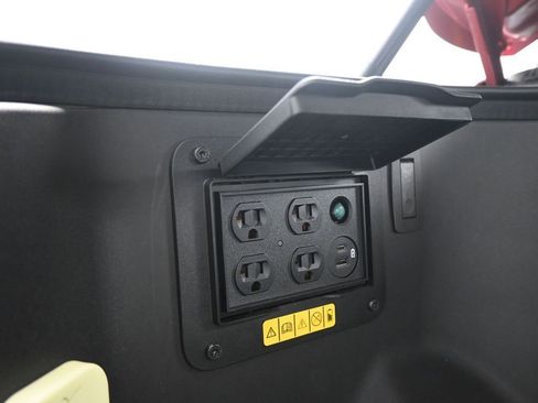 Used 2024 Ford F150 Lightning XLT image 34