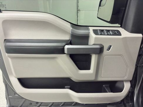 Used 2019 Ford F150 XLT w/ Equipment Group 301A Mid image 13