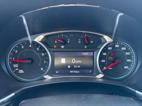 Used 2020 Chevrolet Equinox Premier FWD image 12