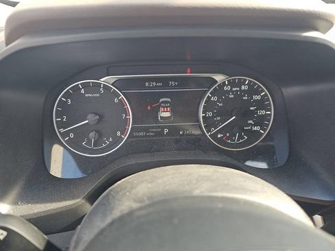 Used 2023 Nissan Rogue SV FWD image 4