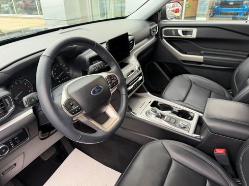 Certified 2023 Ford Explorer XLT w/ Equipment Group 202A image 15