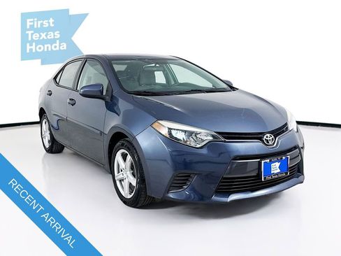 Used 2016 Toyota Corolla LE FWD image 1