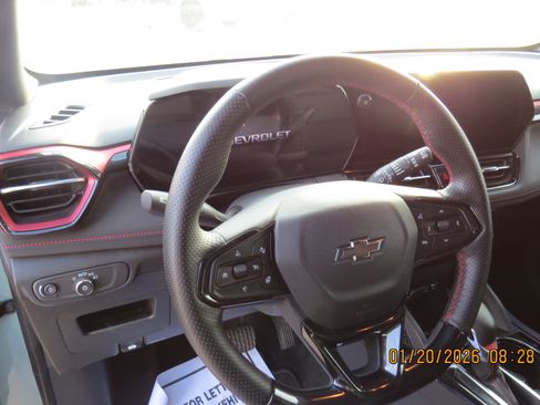 Used 2024 Chevrolet TrailBlazer RS w/ Convenience Package image 14