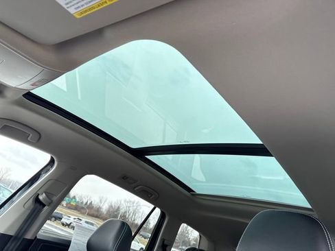 Used 2022 Volkswagen Atlas SE image 24