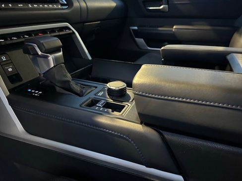 Used 2025 Toyota Tundra Platinum image 24