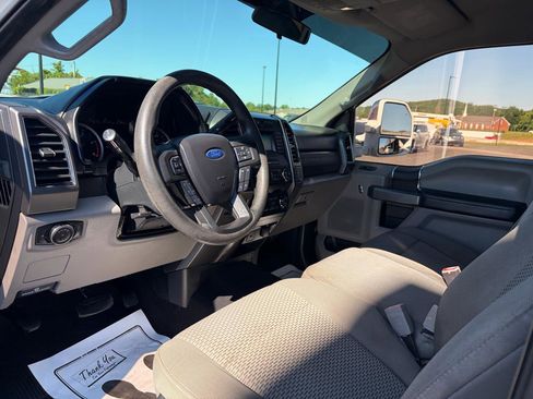 Used 2019 Ford F250 XLT AWD/4WD image 9