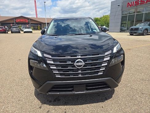 New 2026 Nissan Rogue SV w/ Cold Weather Package AWD/4WD image 2