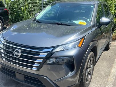Used 2025 Nissan Rogue SV