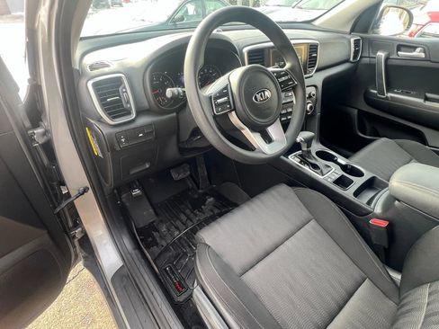 Used 2020 Kia Sportage LX AWD/4WD image 24