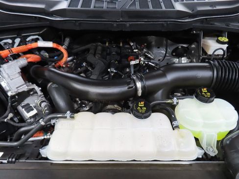 Used 2024 Ford F150 XLT w/ Equipment Group 303A High image 35