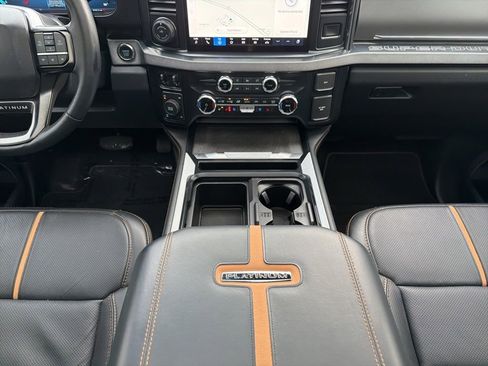 Certified 2024 Ford F250 Platinum image 31