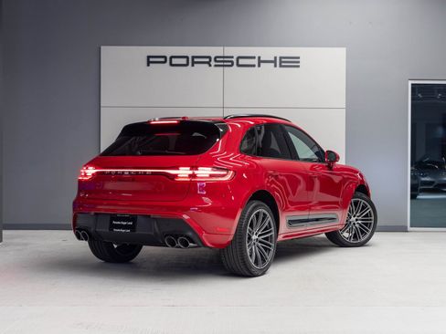 New 2026 Porsche Macan S image 7