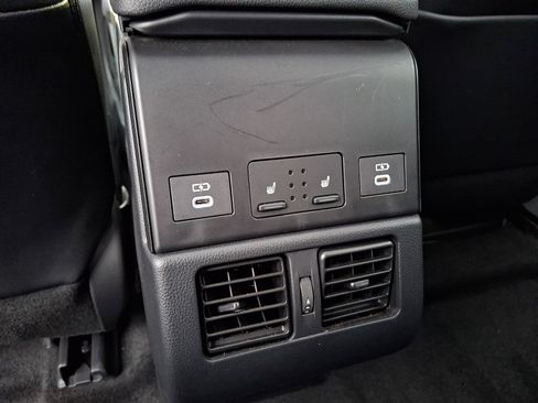 Used 2023 Subaru Solterra AWD image 11
