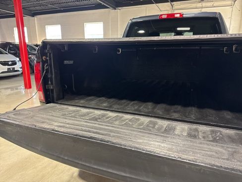 Used 2014 RAM 1500 Express image 30