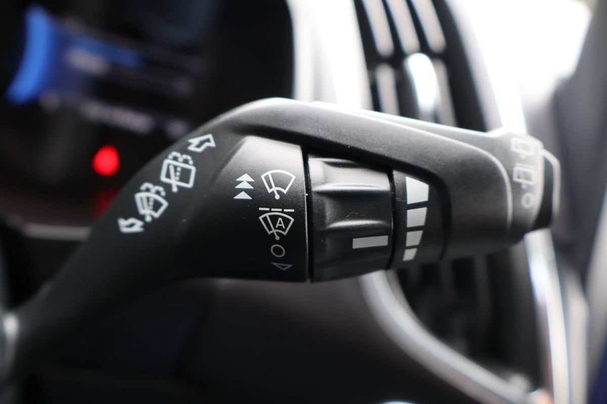 Used 2023 Ford Edge ST AWD/4WD image 32