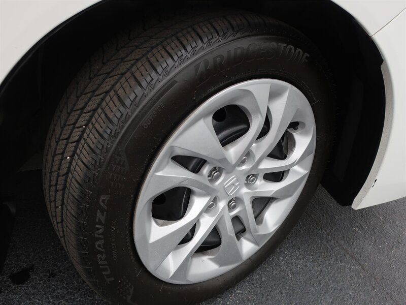 Used 2015 Honda Civic LX image 29