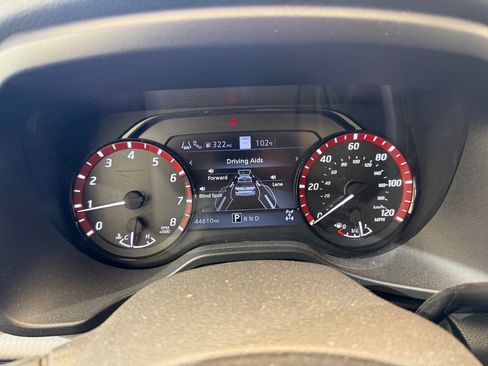 Used 2024 Nissan Titan PRO-4X w/ Pro-4x Convenience Package AWD/4WD image 23