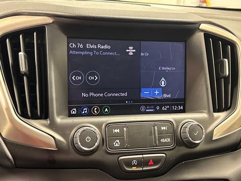 Used 2024 GMC Terrain Denali w/ Denali Premium Package AWD/4WD image 39