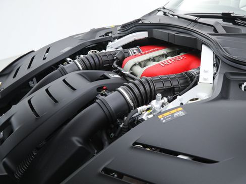 Certified 2024 Ferrari Purosangue image 57