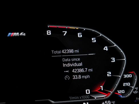 Used 2021 BMW M4 Coupe w/ Executive Package image 72