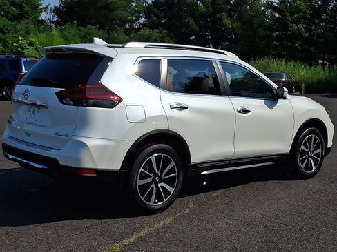 Used 2020 Nissan Rogue SL w/ Premium Package AWD/4WD image 6