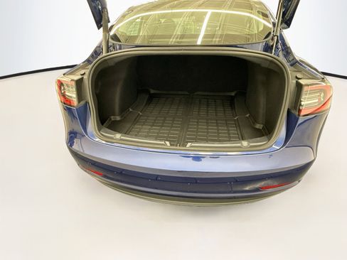 Used 2023 Tesla Model 3 Standard Range RWD image 29