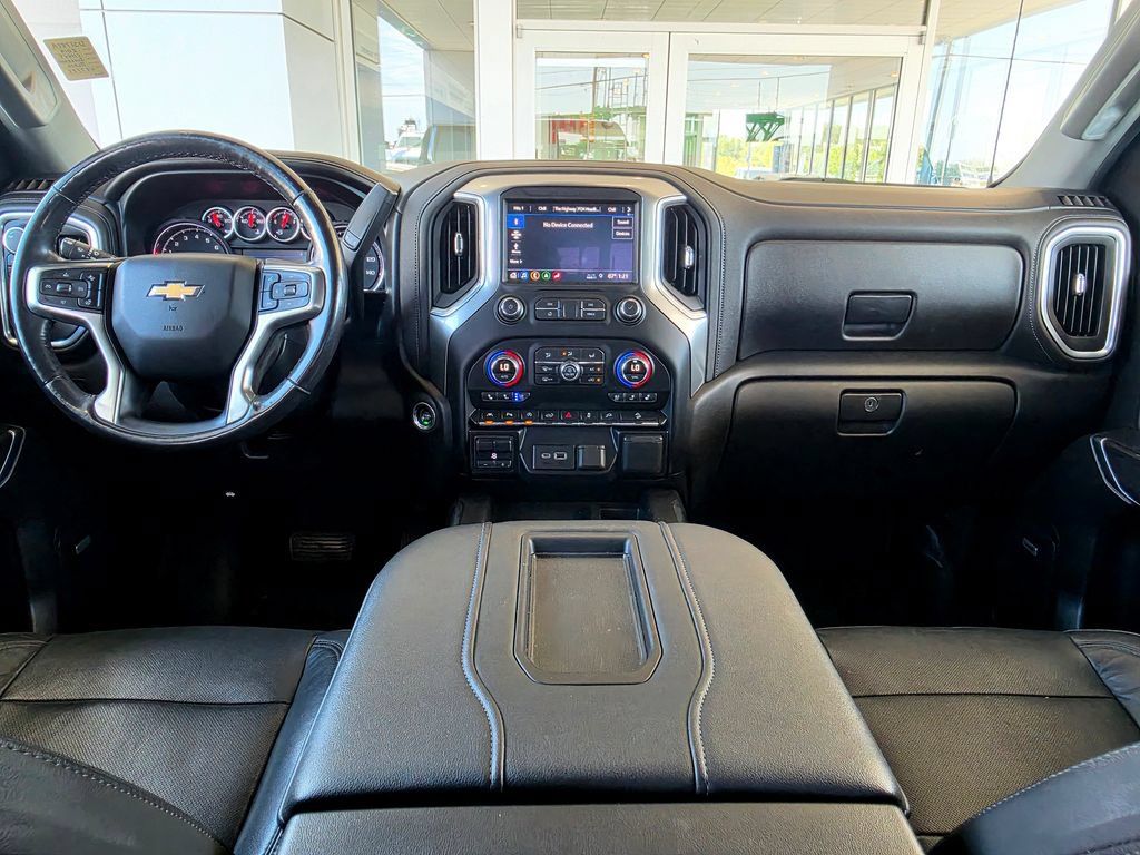 Used 2019 Chevrolet Silverado 1500 LTZ AWD/4WD image 18