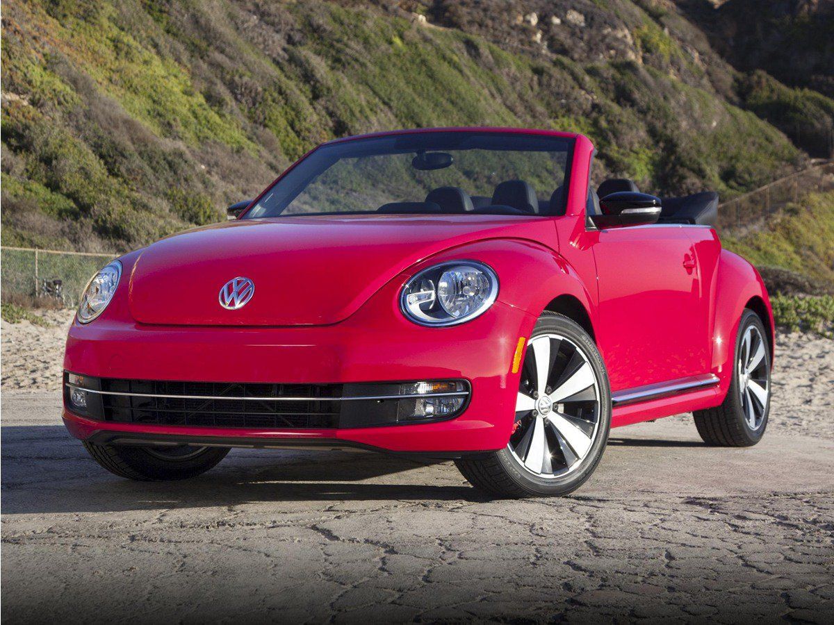 Used 2017 Volkswagen Beetle 1.8T SE FWD image 1