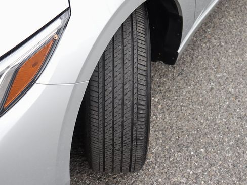 Used 2023 Nissan Sentra S image 34