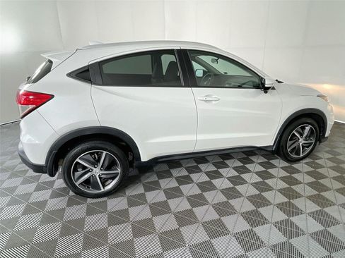 Used 2021 Honda HR-V EX image 12