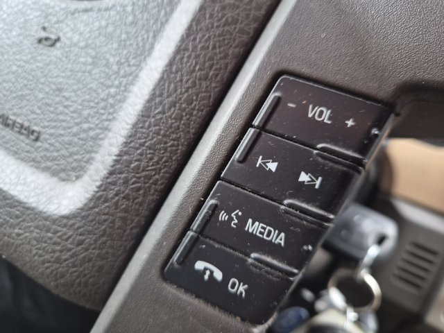 Used 2013 Ford F150 XLT w/ XLT Chrome Pkg AWD/4WD image 19