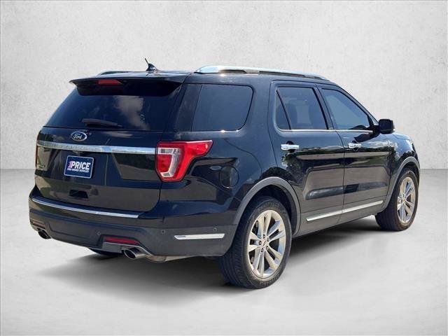 Used 2018 Ford Explorer Limited w/ Equipment Group 301A FWD image 5