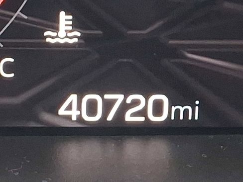 Used 2023 GMC Canyon AT4 w/ AT4 Premium Package image 20