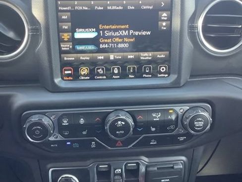 Used 2023 Jeep Wrangler Unlimited Sahara w/ Cold Weather Group AWD/4WD image 29