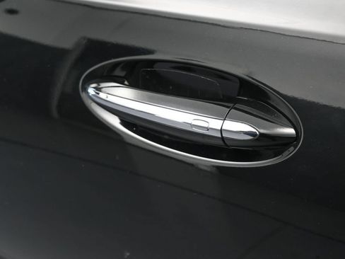 Used 2023 Buick Encore GX Preferred w/ Cold Weather Comfort Package FWD image 32