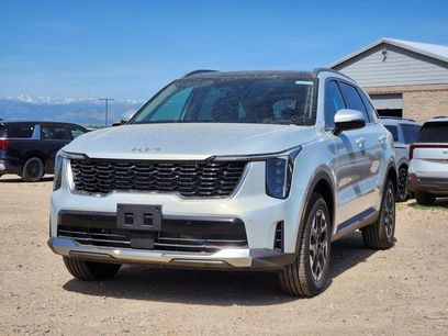 New 2026 Kia Sorento S w/ S Panoramic Sunroof Package