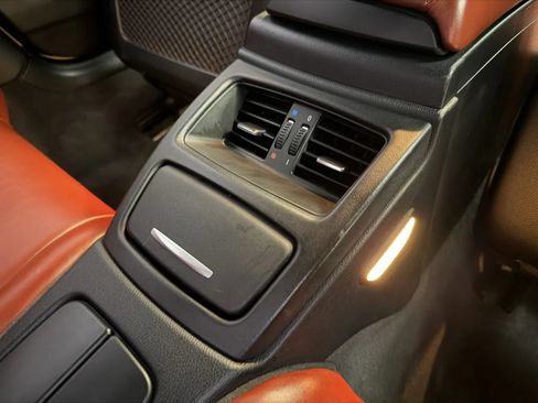 Used 2011 BMW M3 Convertible RWD image 27