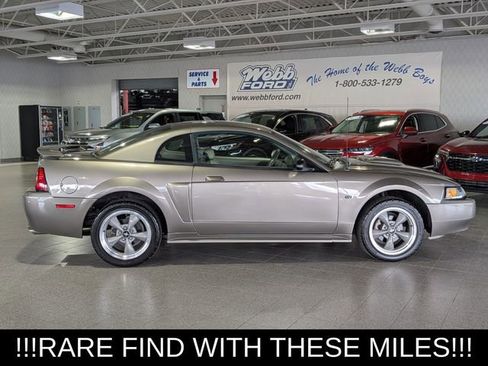 Used 2001 Ford Mustang GT image 9