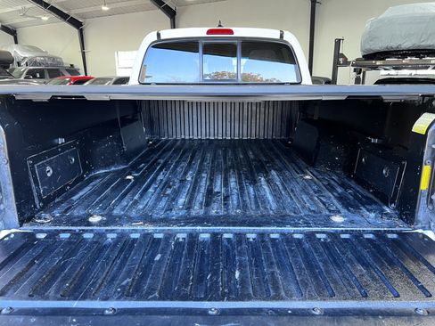 Used 2014 Toyota Tacoma 4x4 Double Cab image 22