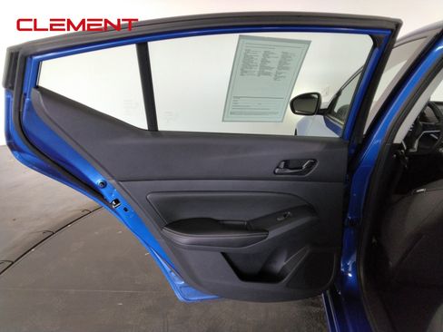 Used 2025 Nissan Altima 2.5 SV image 28