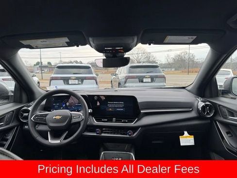 New 2026 Chevrolet Equinox LT w/ Convenience Package II FWD image 11
