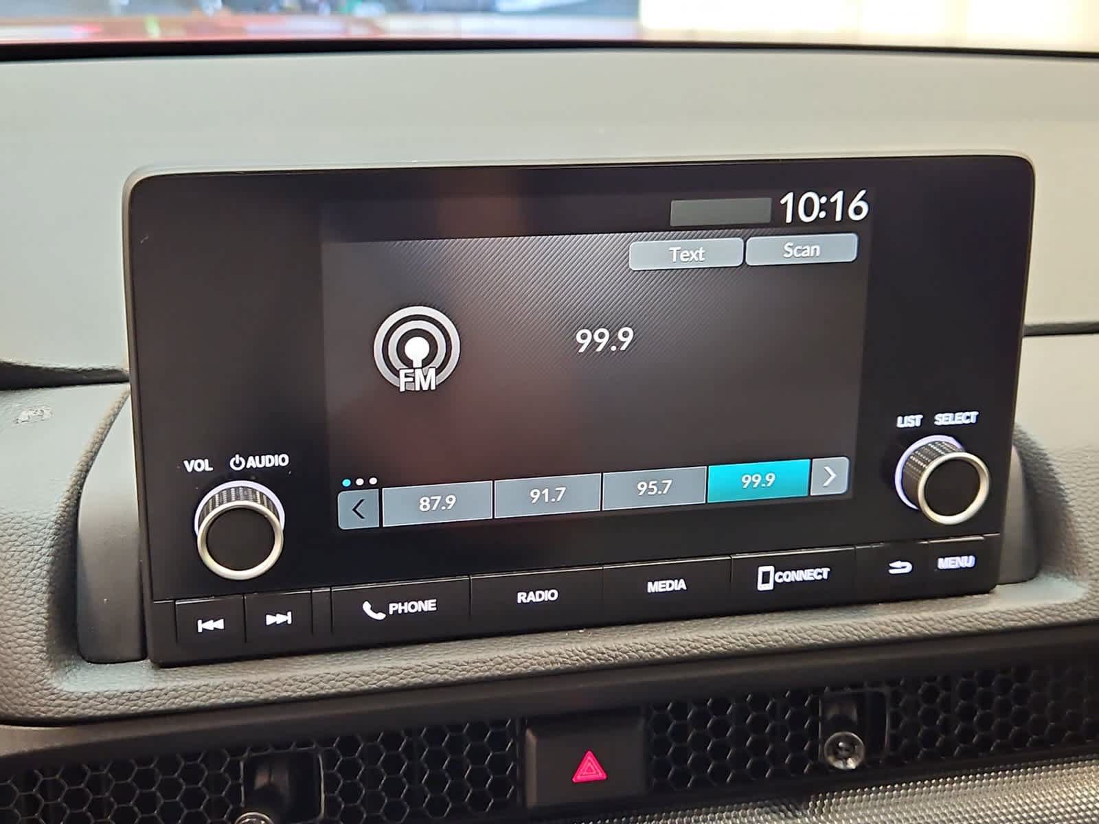 Certified 2023 Honda CR-V LX image 4